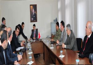 Protokol tribününe yeni düzenleme